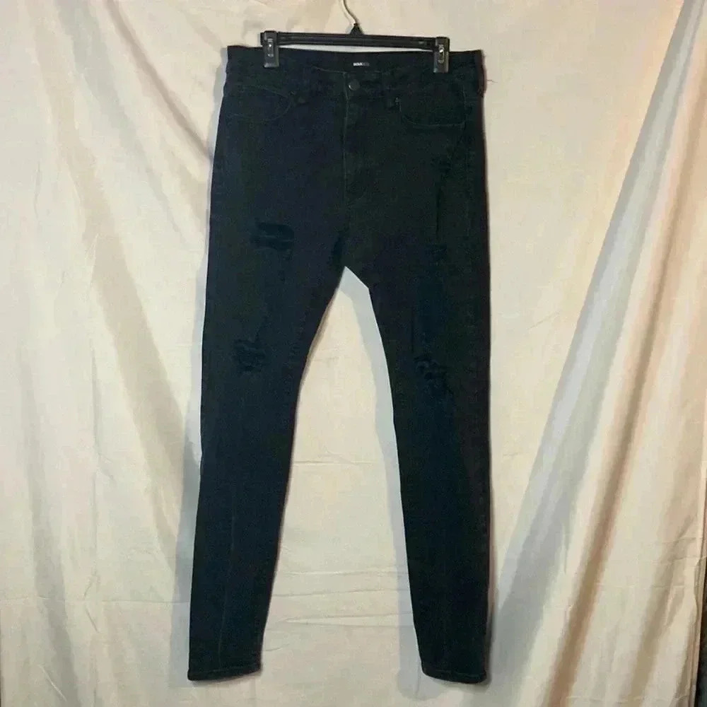 NOVAMEN distressed jeans‎